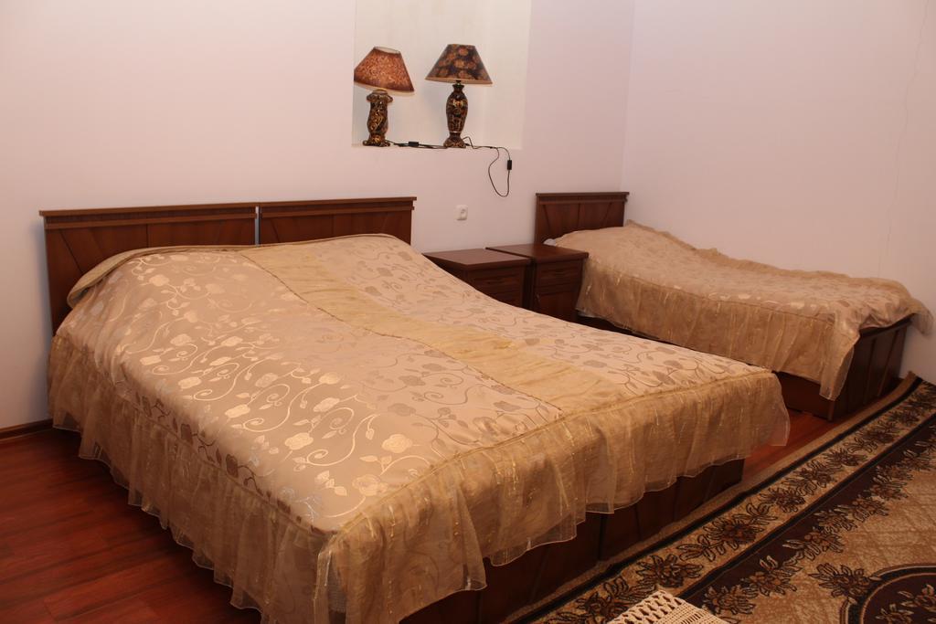 Hotel Mira Goris Bagian luar foto