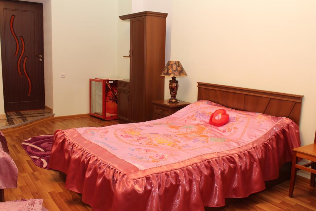 Hotel Mira Goris Bagian luar foto