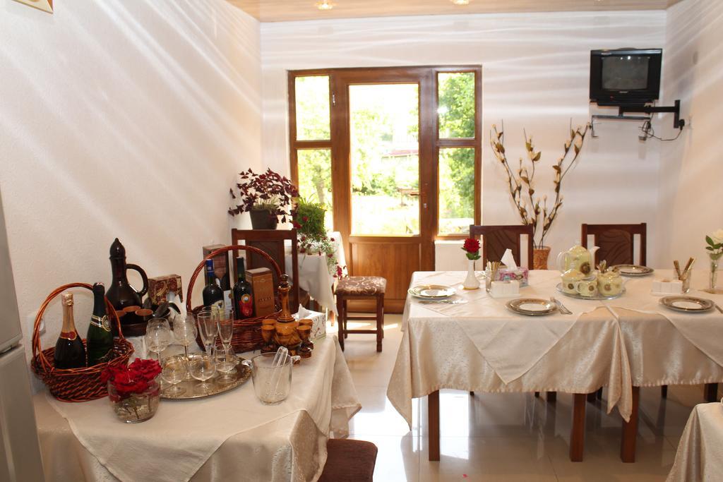 Hotel Mira Goris Bagian luar foto