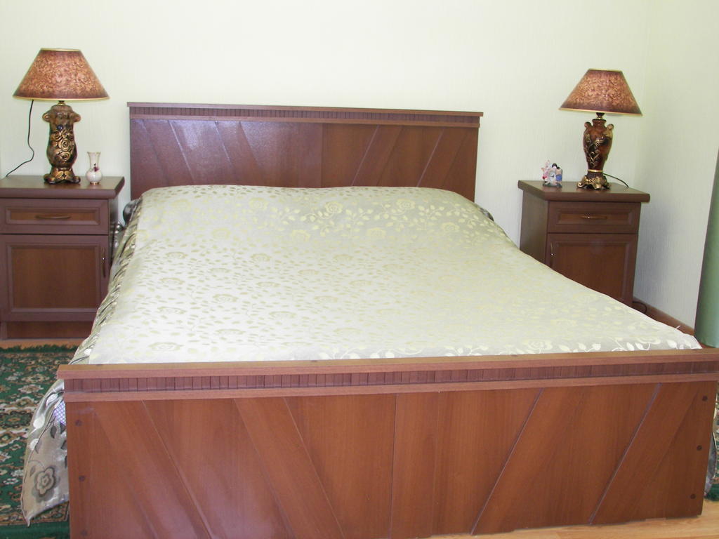 Hotel Mira Goris Ruang foto